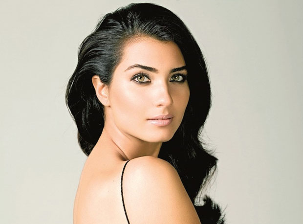 Туби Бујукустун за рођендан лутка са њеном ликом